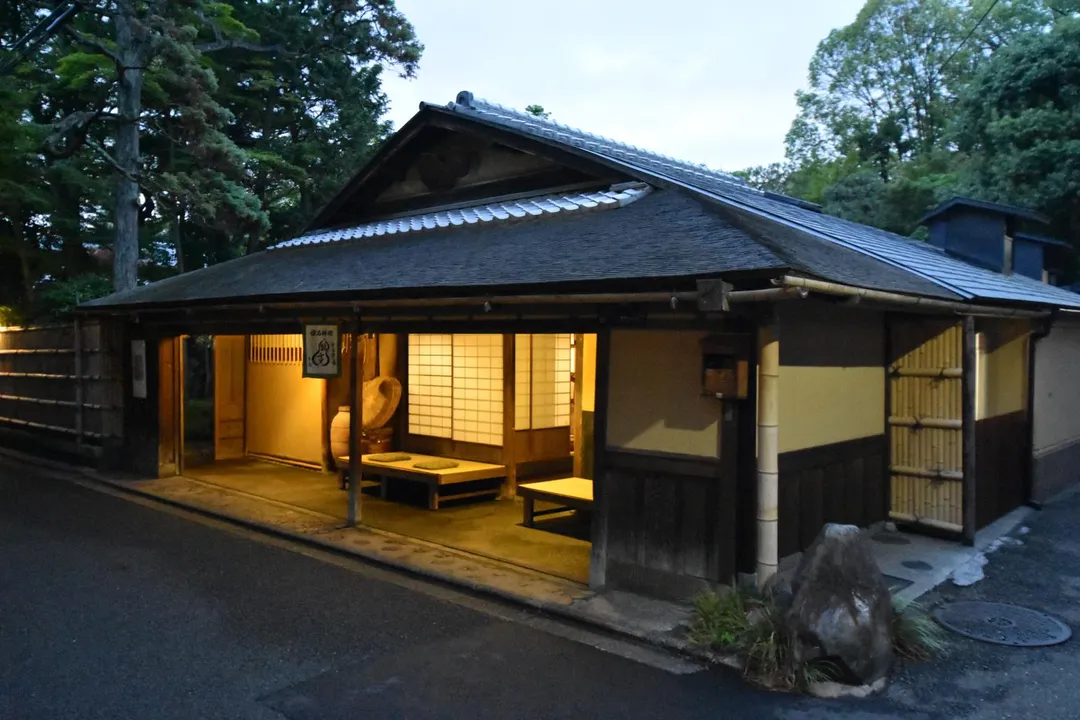 京都400年餐廳「瓢亭」曾拒絕米其林再來評鑑，成為美食界特殊存在之一。（圖／黃宏輝提供）