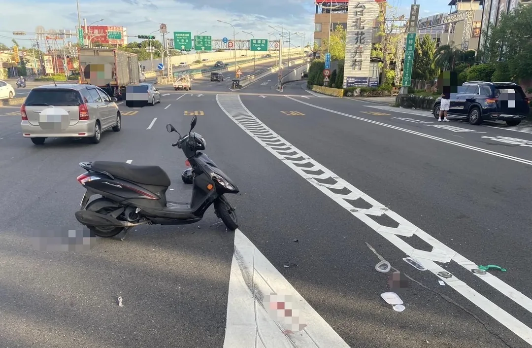 北市延平北路今早發生一起死亡車禍。（圖／翻攝畫面）