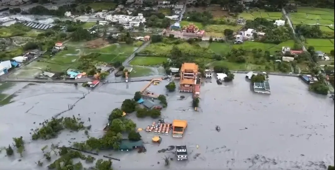 馬太鞍橋附近空拍畫面。（圖／疣豬飛行中隊提供）