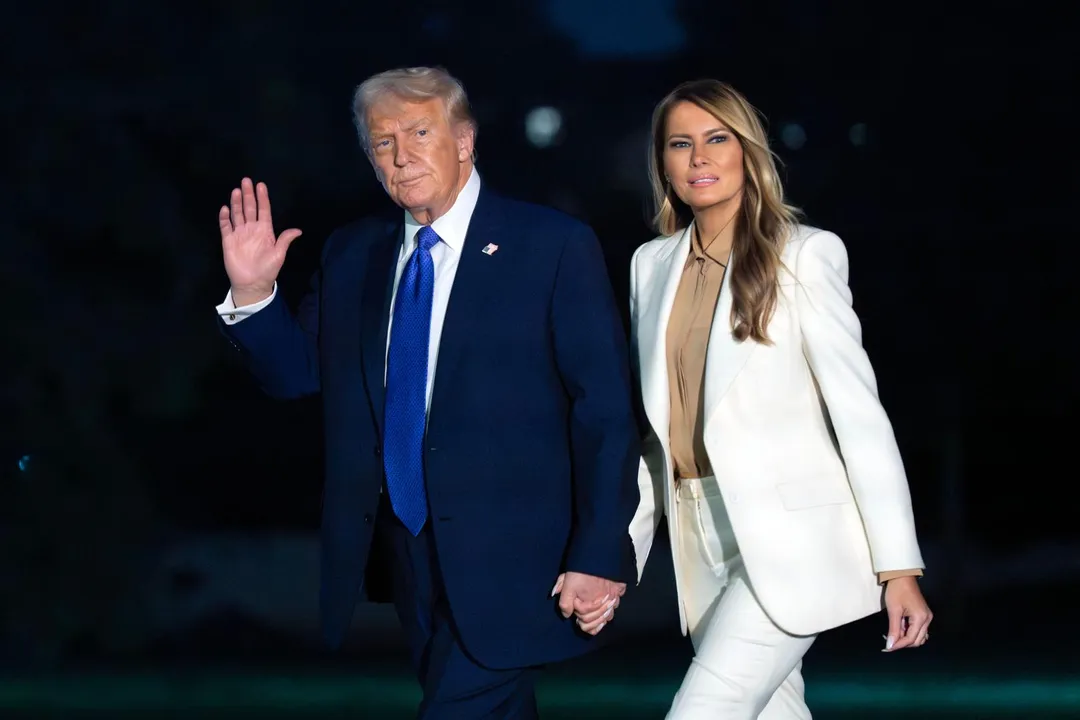 川普與妻子梅蘭妮亞。（圖／美聯社）