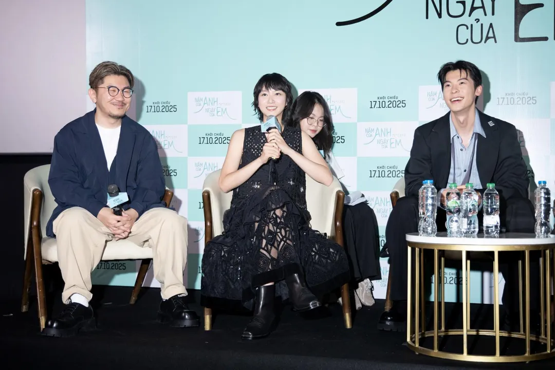 許光漢與袁澧林、導演龔兆平、製作及藝術總監文念中出席《他年她日》記者會。（圖／甲上娛樂 提供）