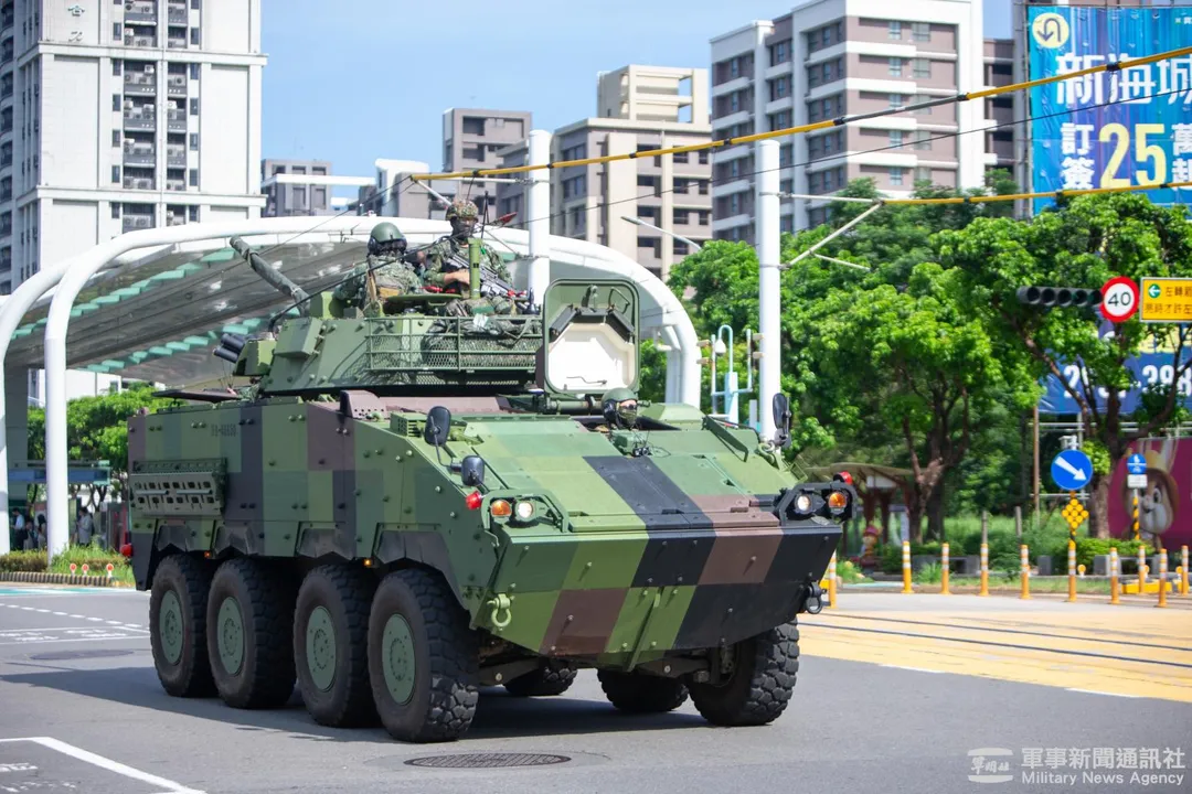 雲豹輪型裝甲車的抗彈鋼板也是由中鋼生產。(圖/軍聞社)