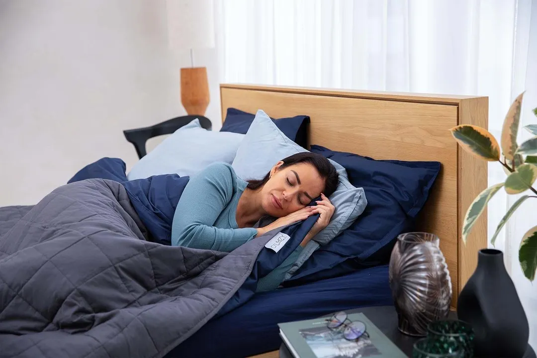 床單顏色對睡眠品質的影響不容小覷,許多人長期失眠卻未意識到顏色可能是關鍵因素。(示意圖/Pixabay)