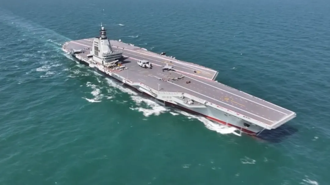 《央視》稱,福建艦海試進度遠超預期。(圖/CCTV+)