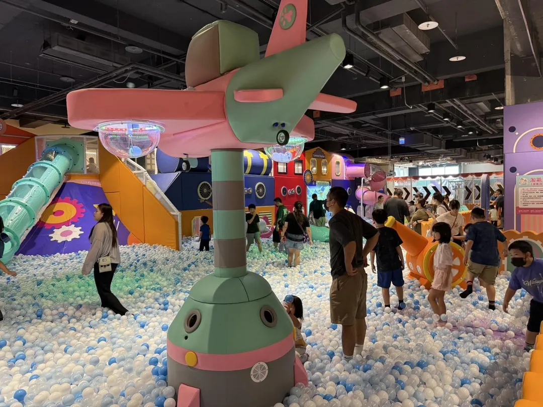 「追風奇幻島」打造全齡共享的室內兒童樂園。（圖／追風企業營運本部提供）