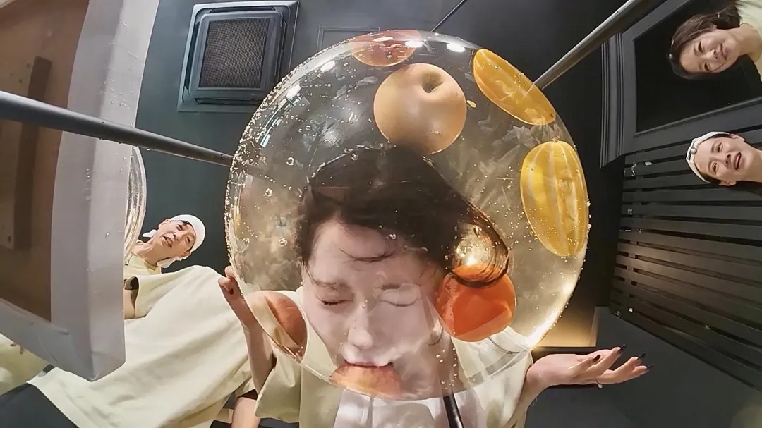 Asa為了避開恐怖懲罰，遊戲中超拼命，不顧偶像的形象。（圖／中天綜合台提供）