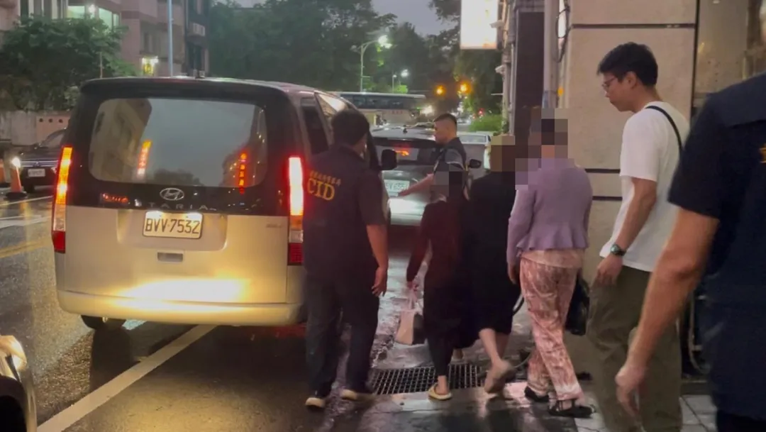 宜蘭縣警察局呼籲，若民眾發現可疑案件或人口販運徵候，請立即通報警方或撥打110專線，共同維護社會治安及人權保障。（圖/警方提供）
