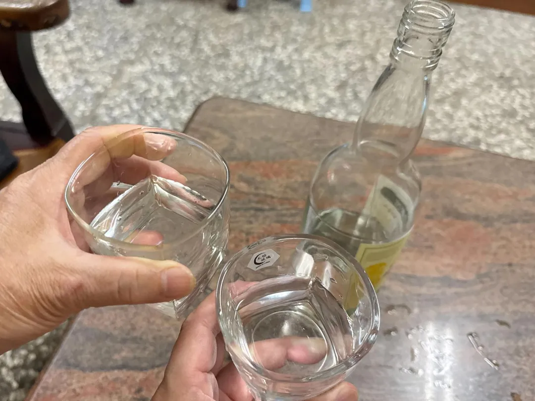 一名50多歲男子因長期酗酒導致膀胱功能嚴重受損，日前在家中如廁時，膀胱突然破裂。（圖／李綜合醫院提供）