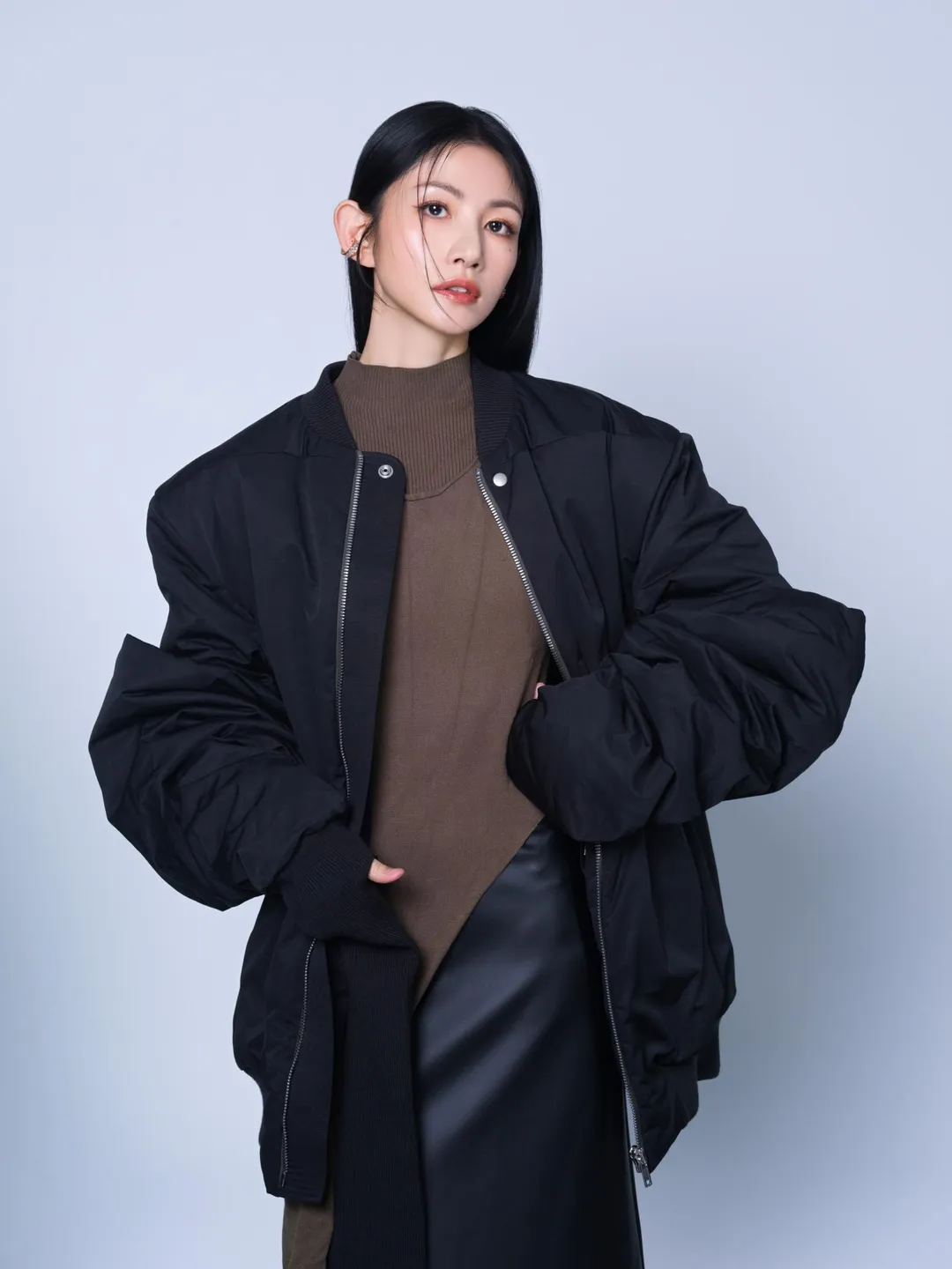 李千娜將於12月6日舉辦相隔6年之久的演唱會《入戲》。（圖／環球音樂 提供）
