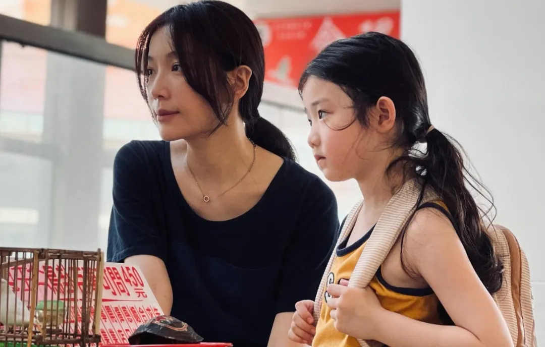 飾演母女的蔡淑臻與葉子綺一同入圍「最佳女配角獎」。(圖/光年映畫 提供)