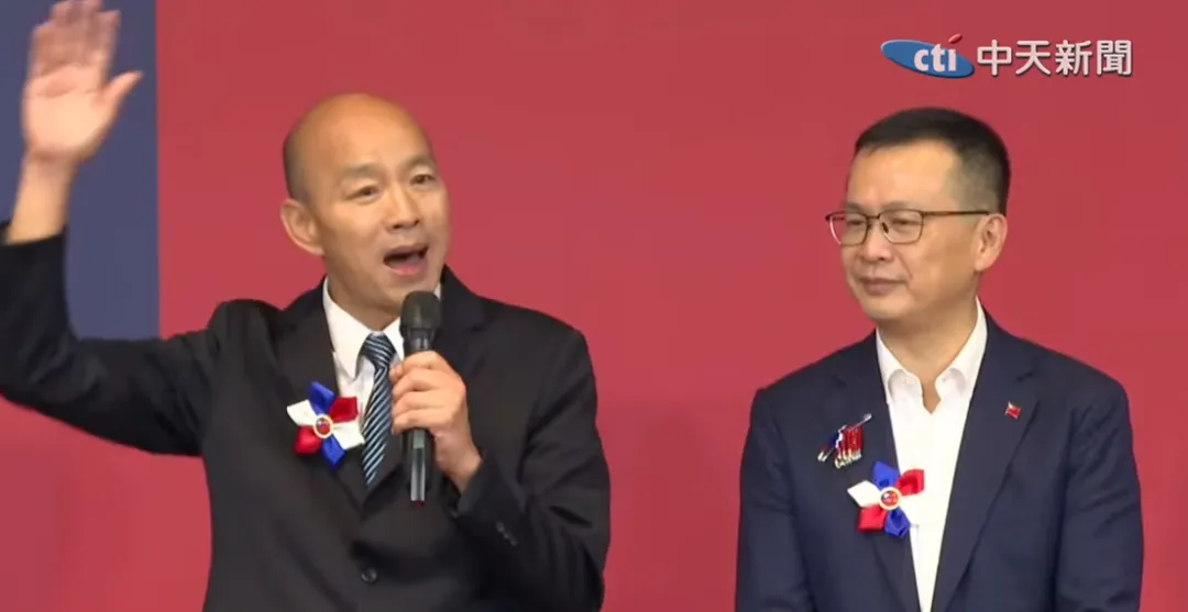 韓國瑜和羅智強。（圖／中天新聞）