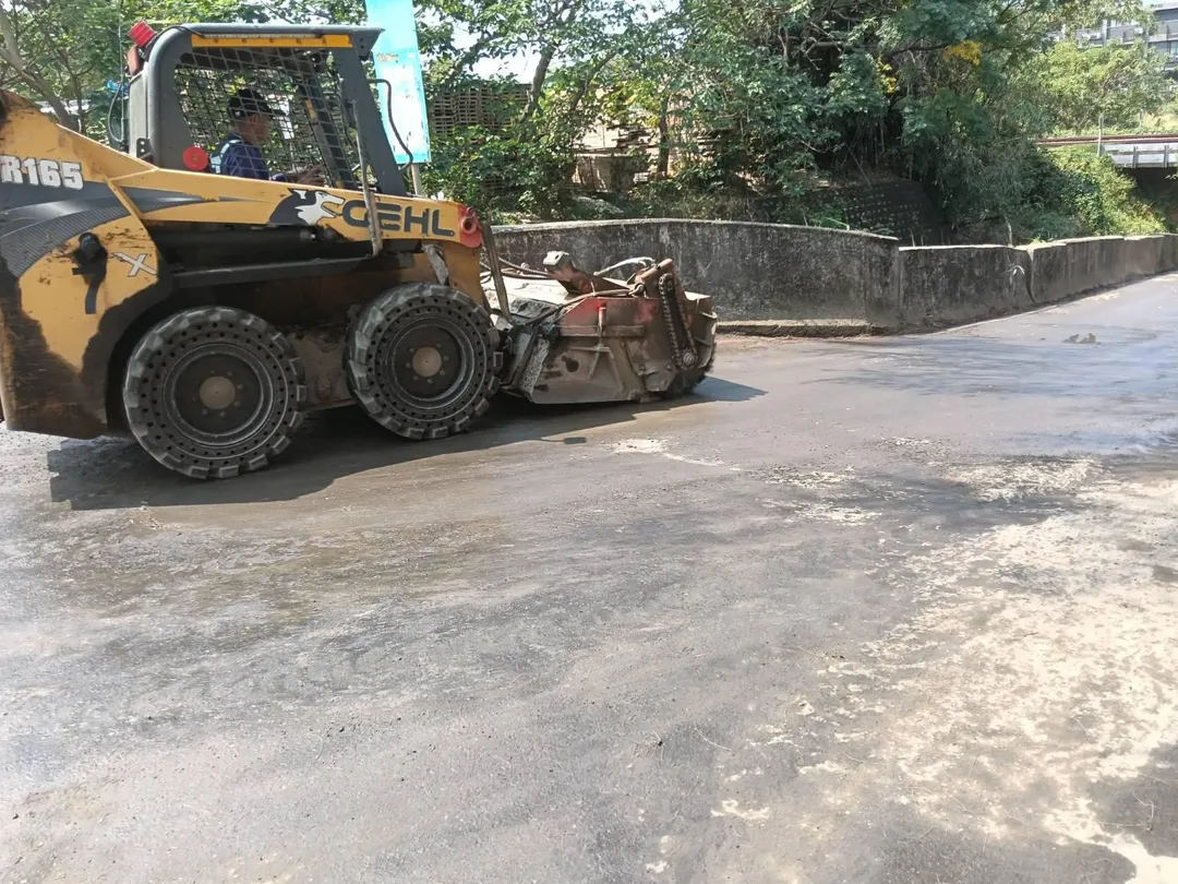 自來水公司搶修完施做路面假修復施工。(圖/新竹市政府提供)