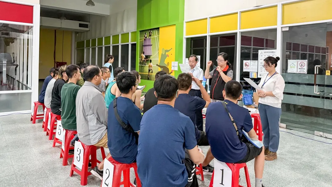 一名70歲阿嬤報名引發關注,但她最終未出席應試。(圖/台南市環保局提供)