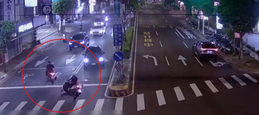 新北市中和林姓男子參加烤肉，酒後騎車又未戴安全帽，遇上巡邏員警，竟逆向跑給員警追，最後還是被警逮捕。（圖／警方提供）