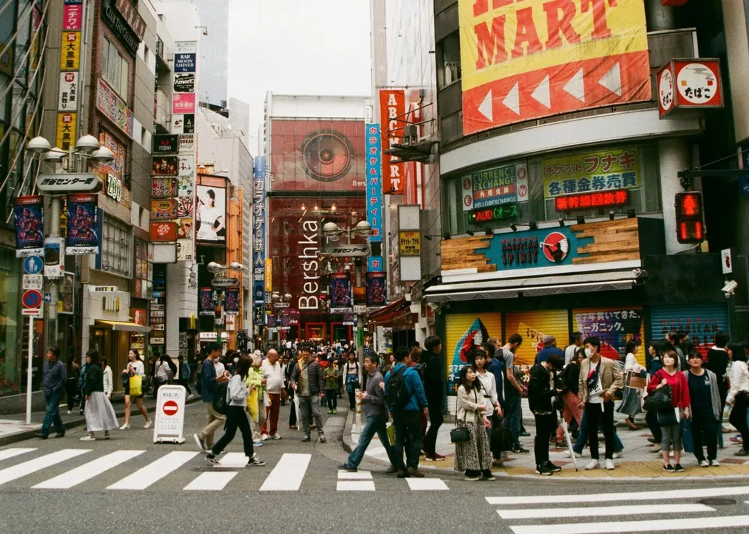 日本計劃於2026年11月1日起實施退稅新制，引發旅客擔憂。（示意圖／pexels）