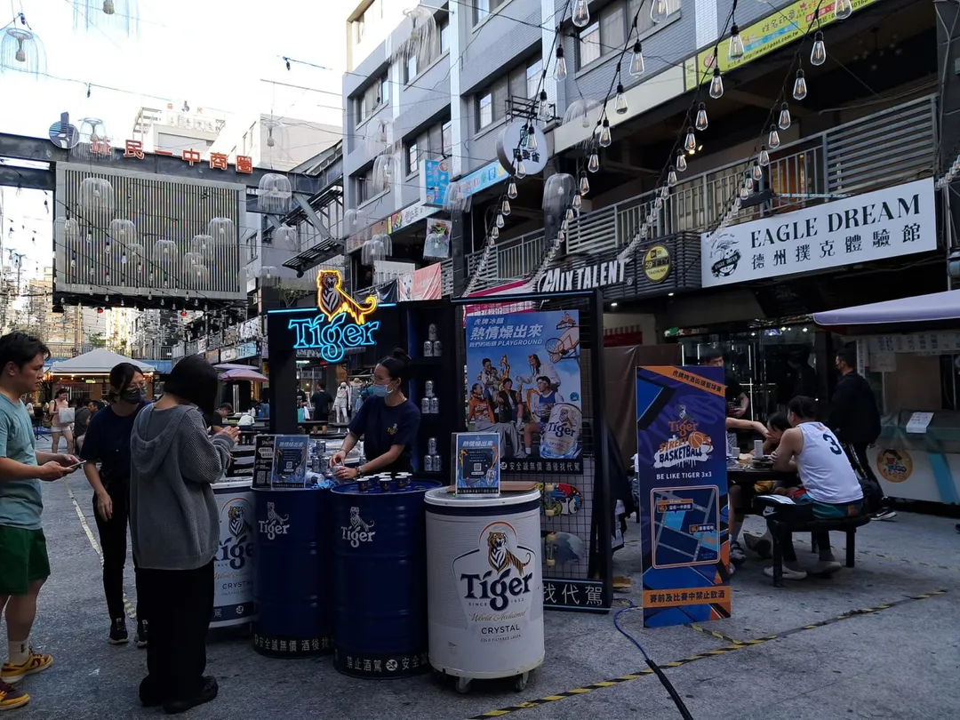 益民一中商圈緊鄰一中街商圈隔壁人潮卻冷清。（圖／翻攝自益民一中商圈臉書）