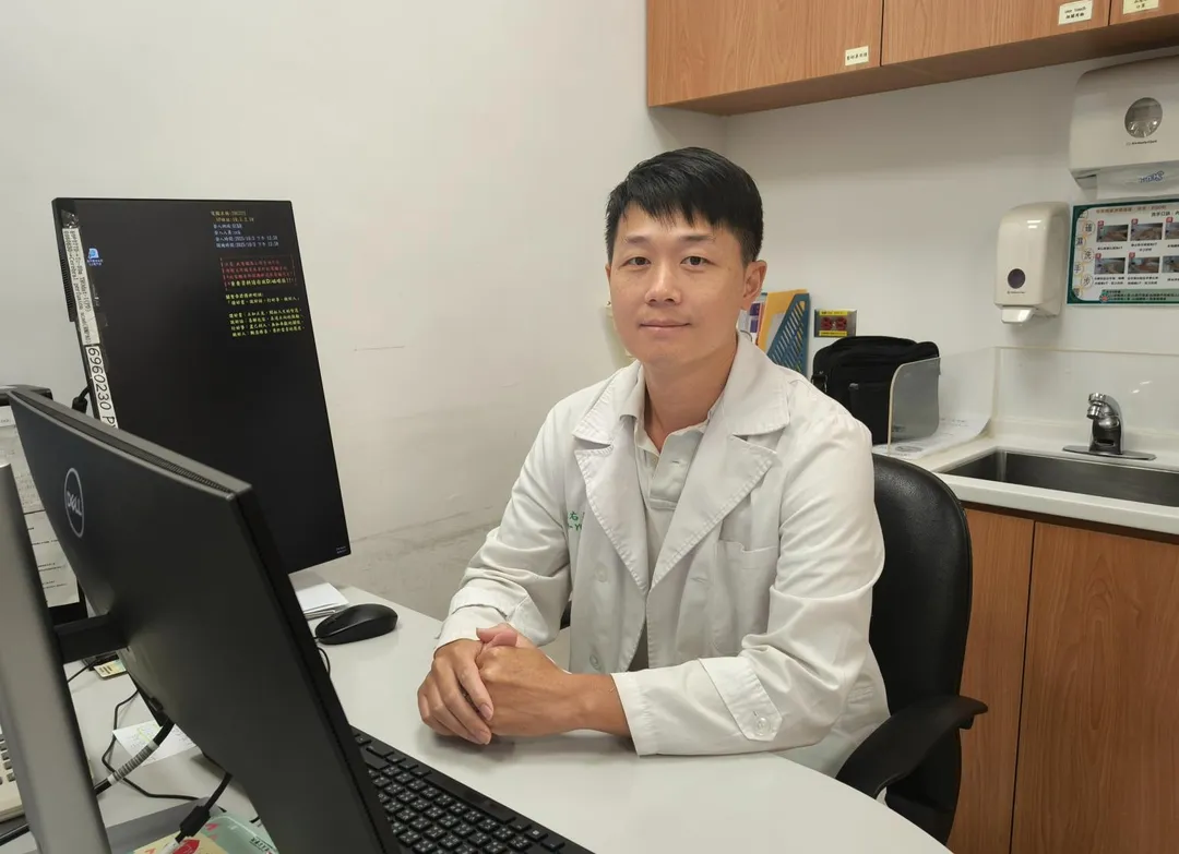李君右醫師提醒，並非所有人都適合使用居家檢查；若合併嚴重心臟或肺部疾病、懷疑中樞型睡眠呼吸中止或其他睡眠障礙，仍應至醫院接受完整的檢查。(圖/恩主公醫院)