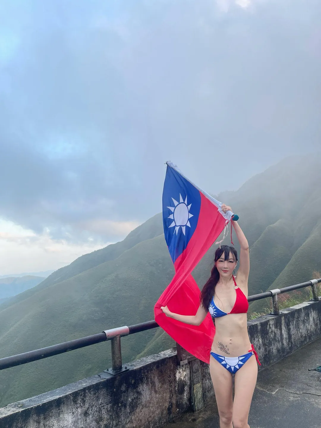 胡文英擁有火辣身材。(圖/翻攝自胡文英臉書)