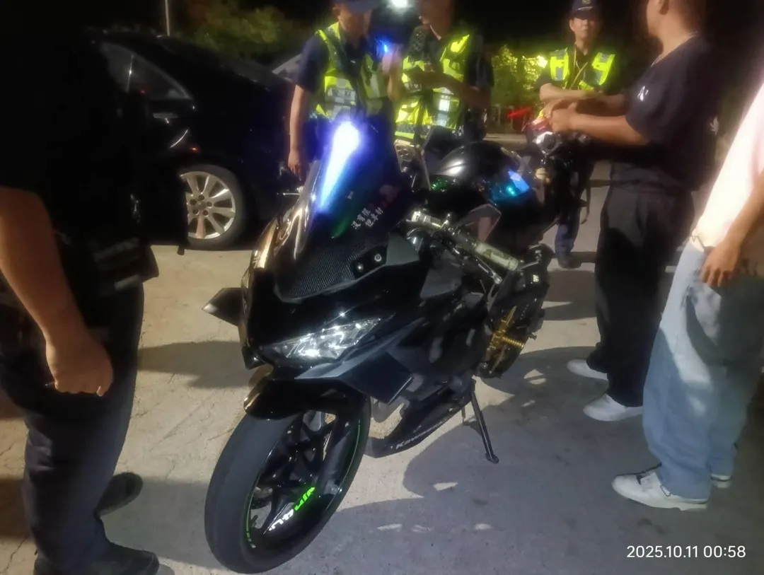 台南白河警方在連假期間，除交管勤務外，更取締無照駕駛、酒駕等21件違規。（圖／警方提供）