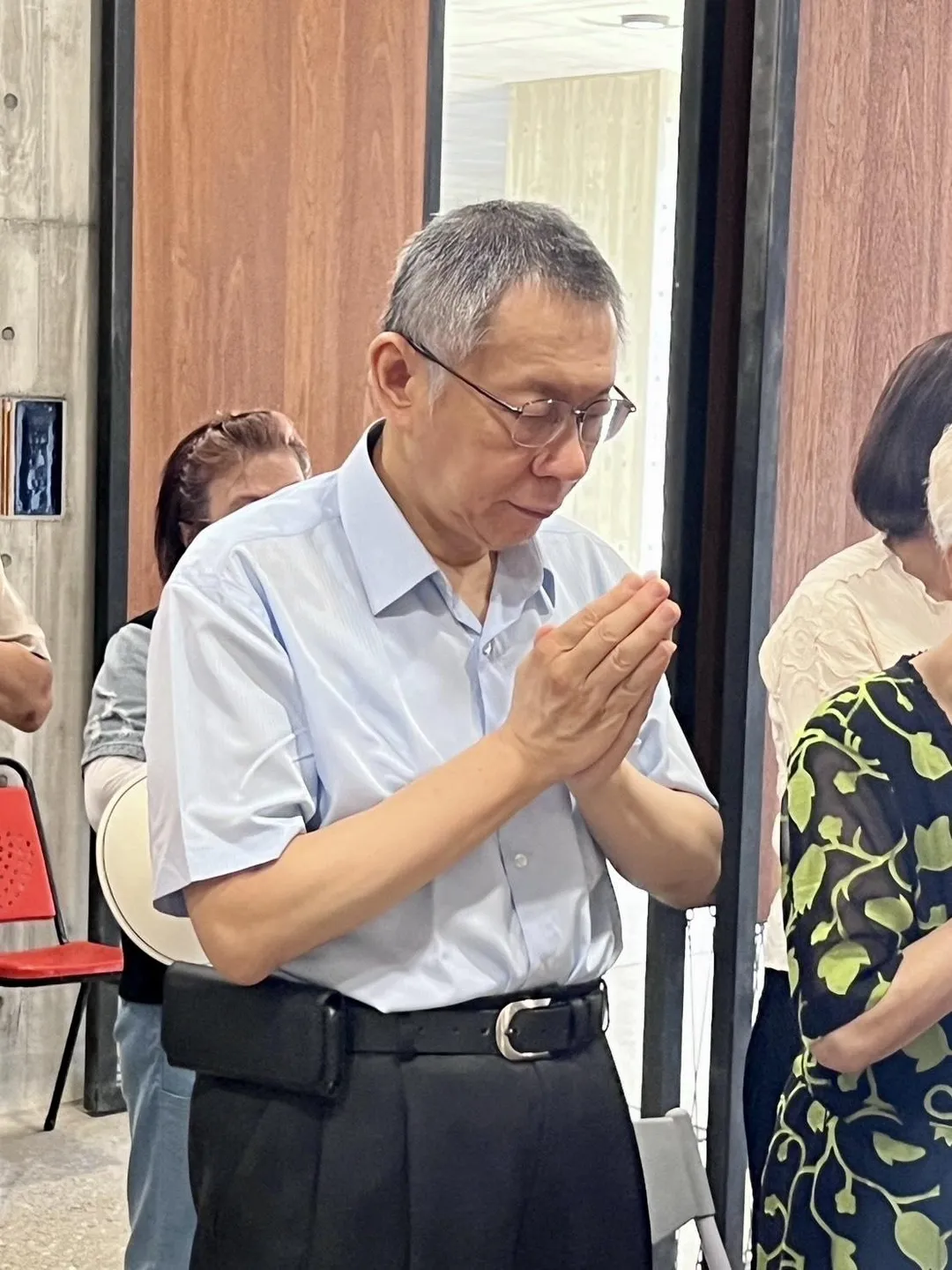 柯文哲指出台灣長照體系出現缺口。(圖/陳佩琪臉書)