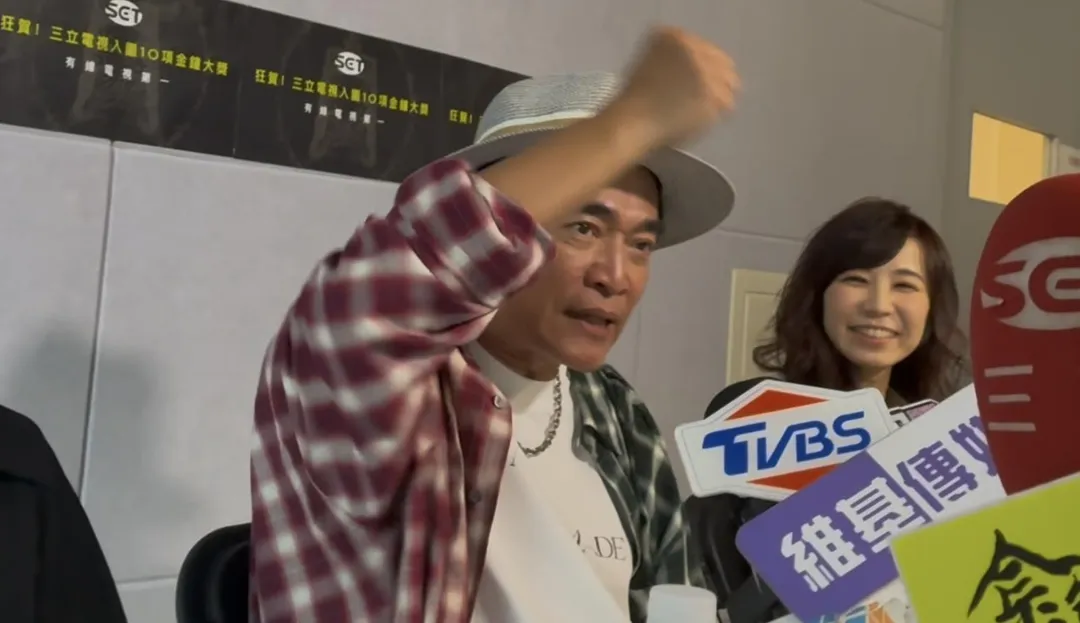 吳宗憲唱〈沒出息〉。（圖／記者郭竹倩 攝）