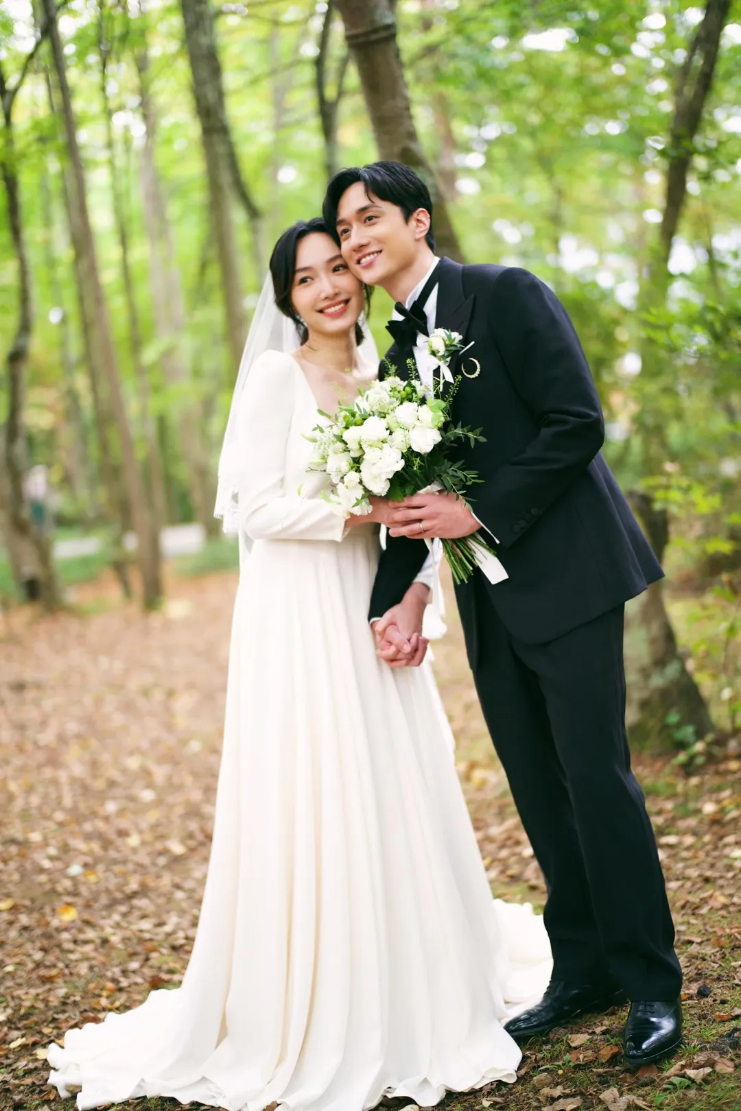 37歲香港男星劉俊謙14日宣布和女友蔡思韵在日本完婚。（圖／MOM production limited 提供）