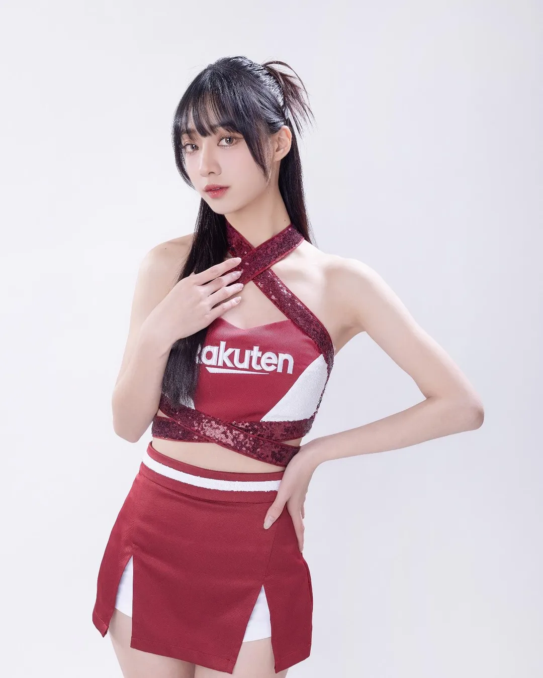 嘎琳日前約滿退出樂天女孩。（圖／翻攝自嘎琳臉書）