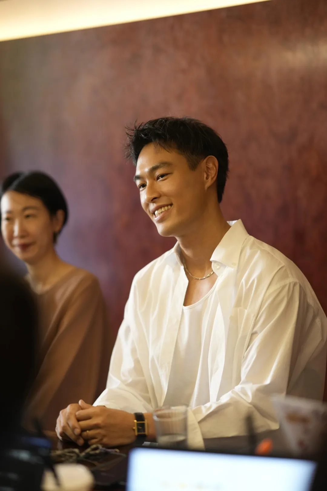 楊祐寧被問「梅子事件」笑曝,今年要改帶粽子。(圖/玩下娛樂 提供)