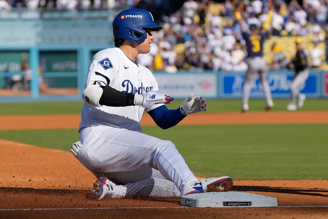 大谷翔平攻上三壘。（圖／美聯社）