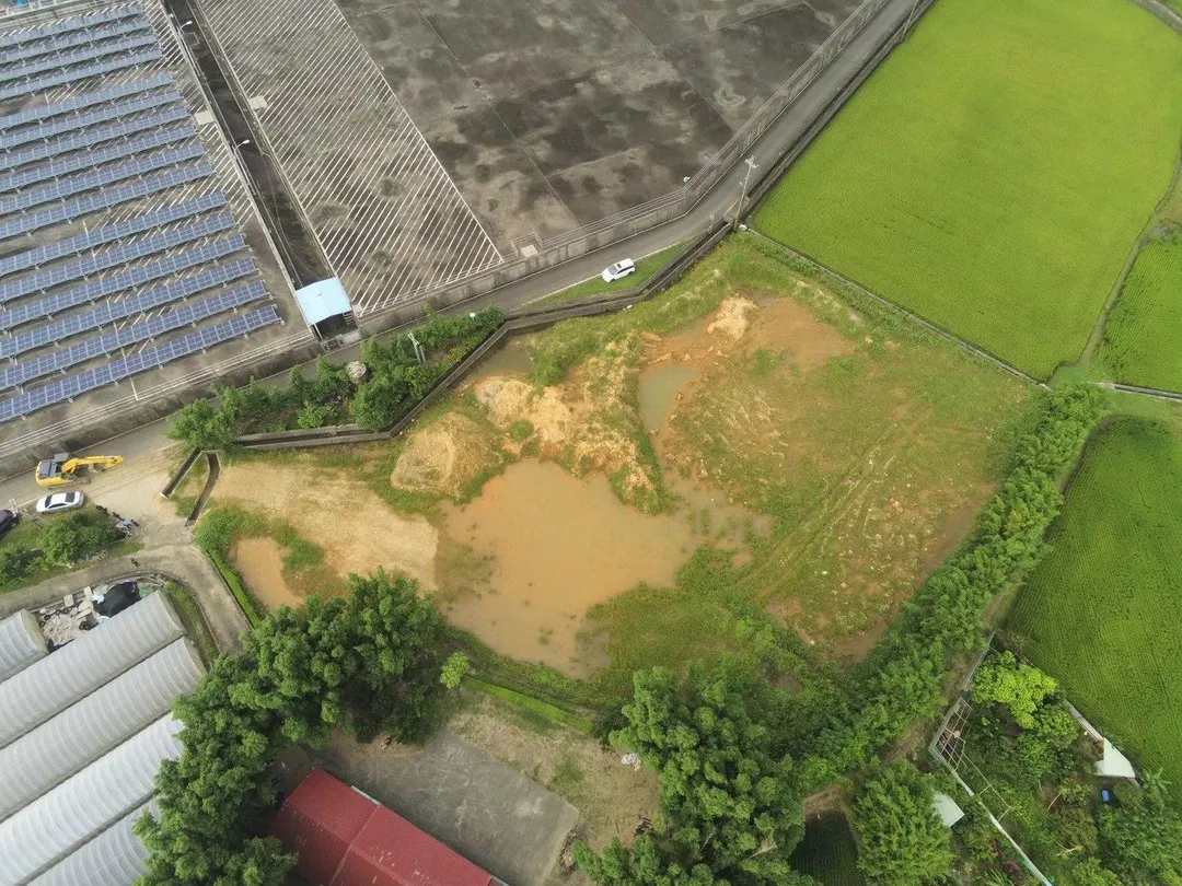 桃園地檢署,查獲以徐男為首等31人的廢土集團,傾倒營建廢棄物和污泥,污染面積逾1萬平方公尺,不法所得超過1200萬元。(圖/桃園地檢署提供)
