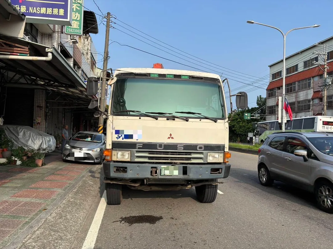 家屬痛批貨車司機態度冷血。（圖／中天新聞）