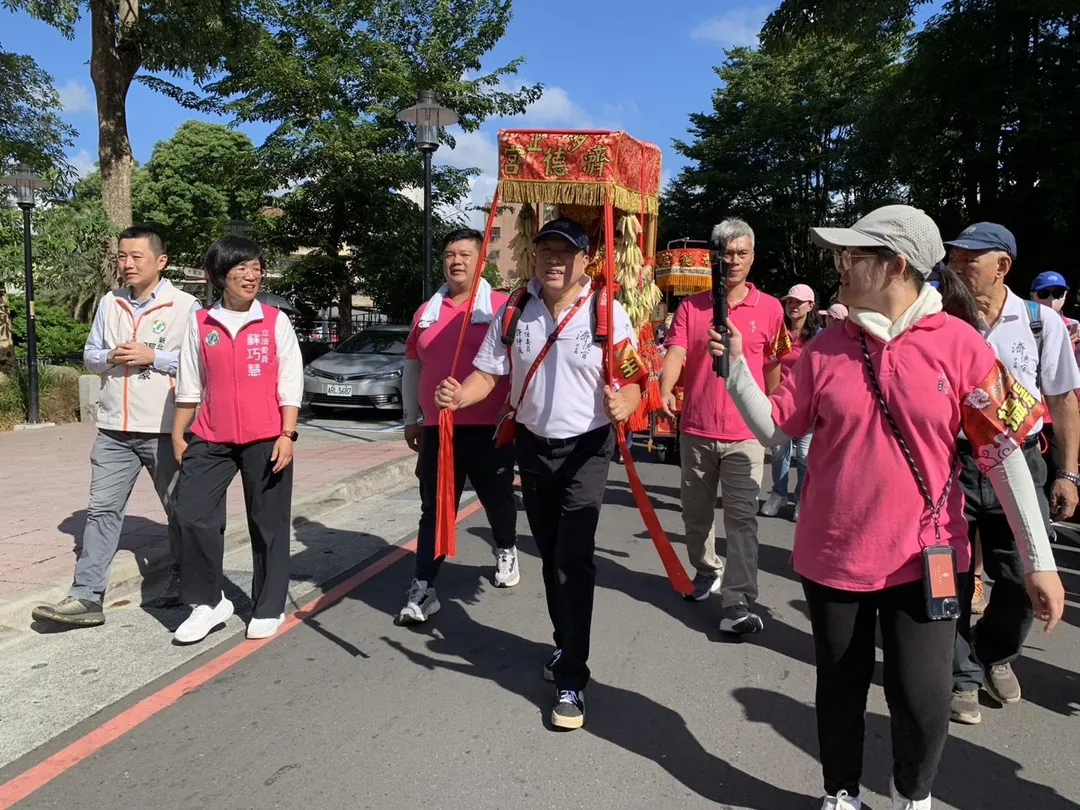 「汐止媽」上半年會「松山媽」，下半年會香基隆，是濟德宮兩大行腳活動。（圖／林意欽攝）