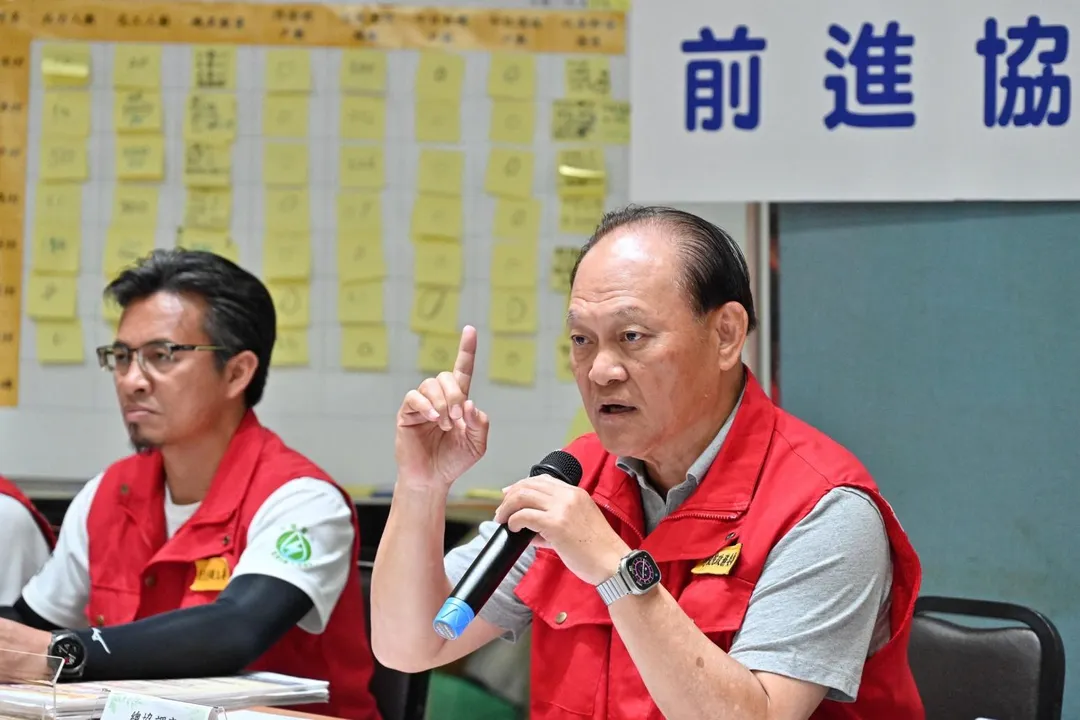 總協調官行政院政務委員季連成說明。（圖／政院提供）