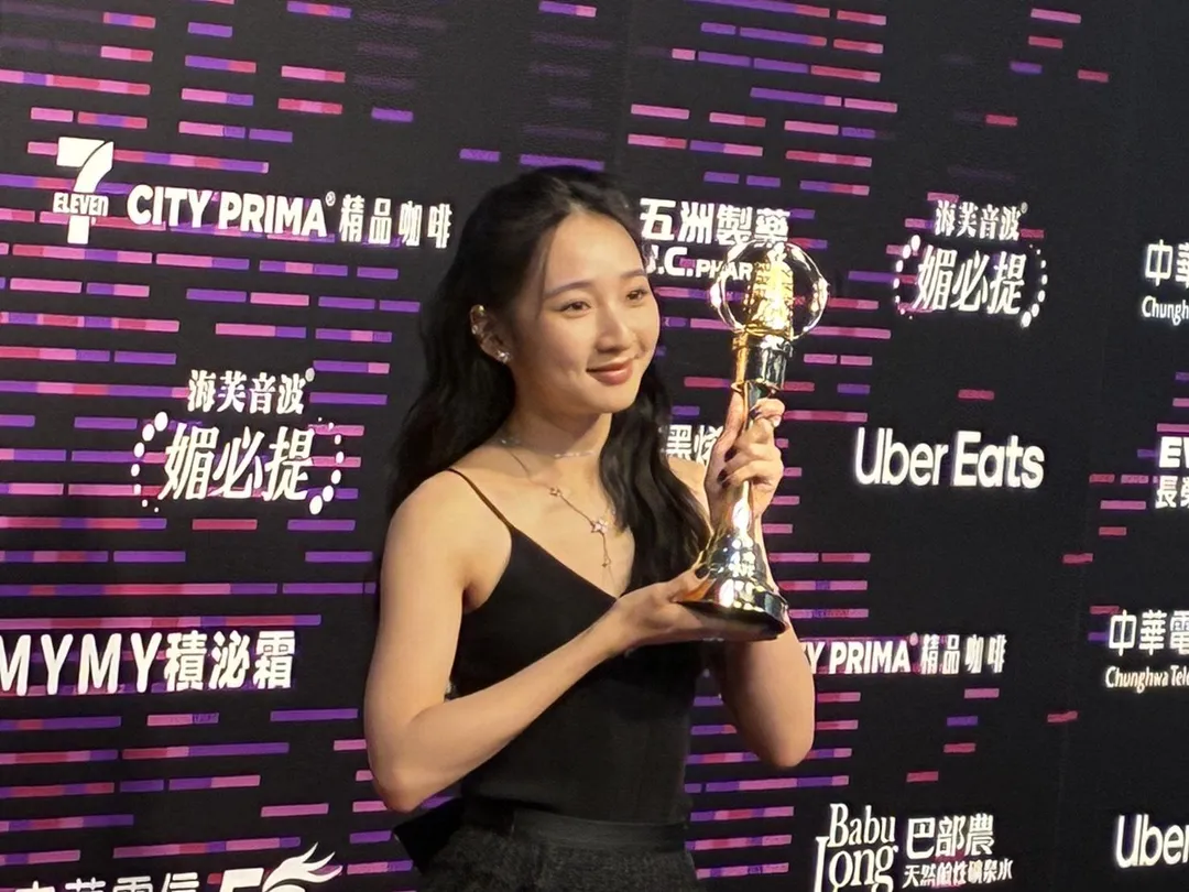 李沐18日晚間以該劇《誰是被害者：第2季》奪下第60屆金鐘獎迷你劇集（電視電影）女配角獎。（圖／記者郭竹倩 攝）