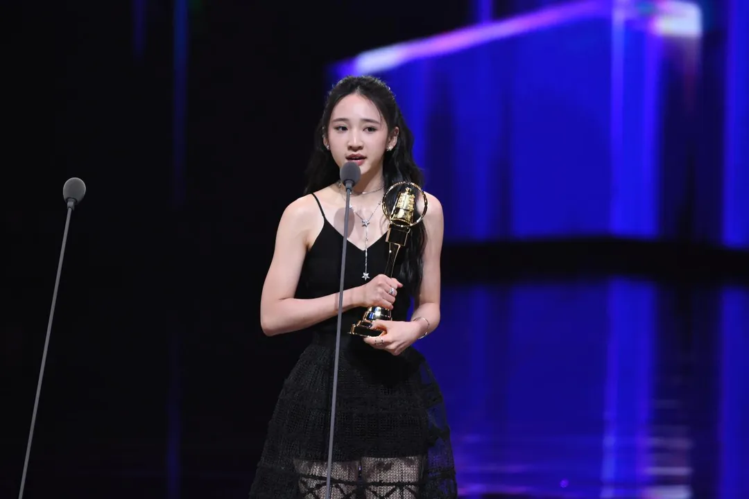 李沐奪迷你劇集女配角獎。（圖／三立電視 提供）