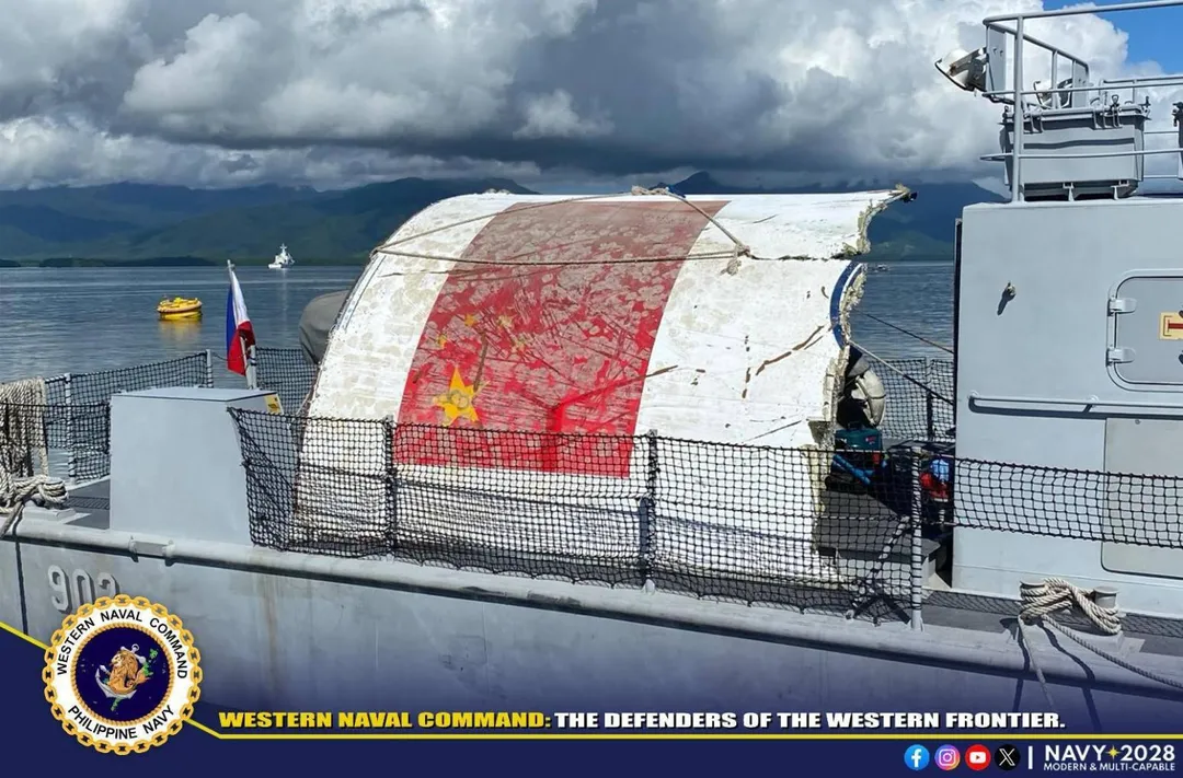 菲軍方在西南海域發現疑似大陸火箭殘骸。（圖／翻攝FB「Western Naval Command」）