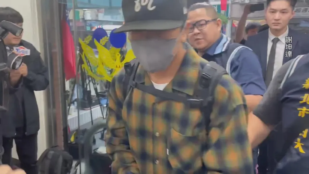 坤達涉閃兵案。（圖／翻攝畫面）