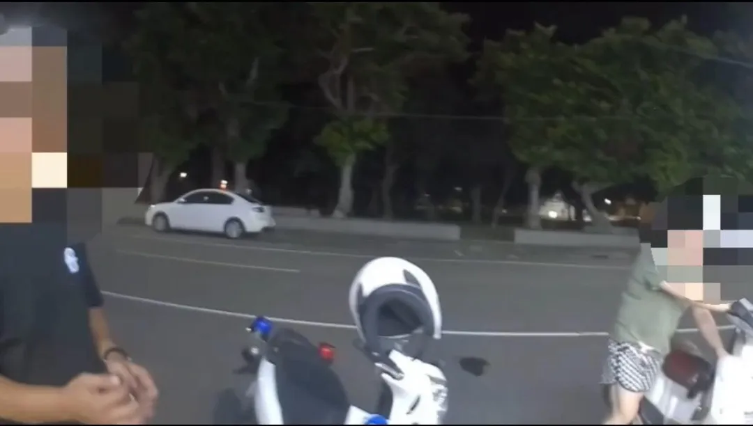 高雄市旗津區22日傍晚發生一起超商繳費烏龍事件。（圖／警方提供）