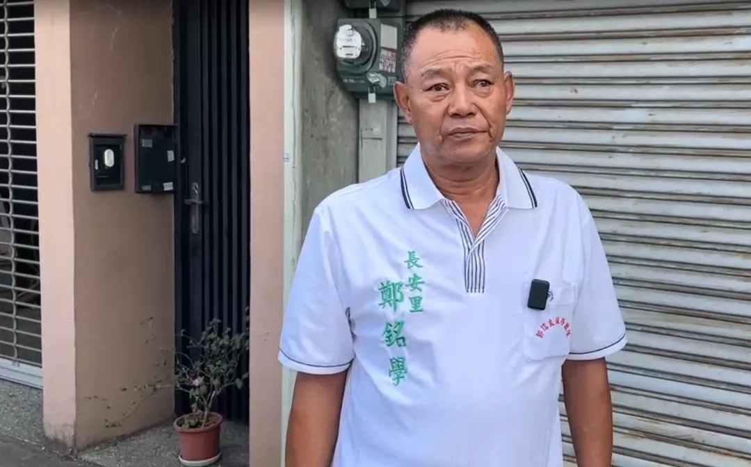 當地里長鄭銘學指出，近期居民反映農作物莫名遭到破壞，原以為是鼠害，現今發現綠鬣蜥蹤跡，懷疑牠們可能是罪魁禍首。（圖/翻攝畫面）