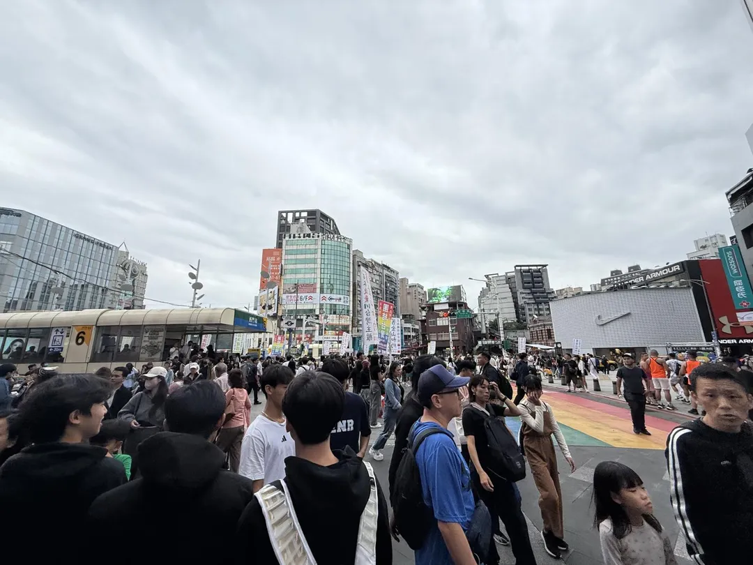 除了徒步區的規劃外，陸客的消費力也是西門町能夠維持活力的因素之一。（資料照／中天新聞）