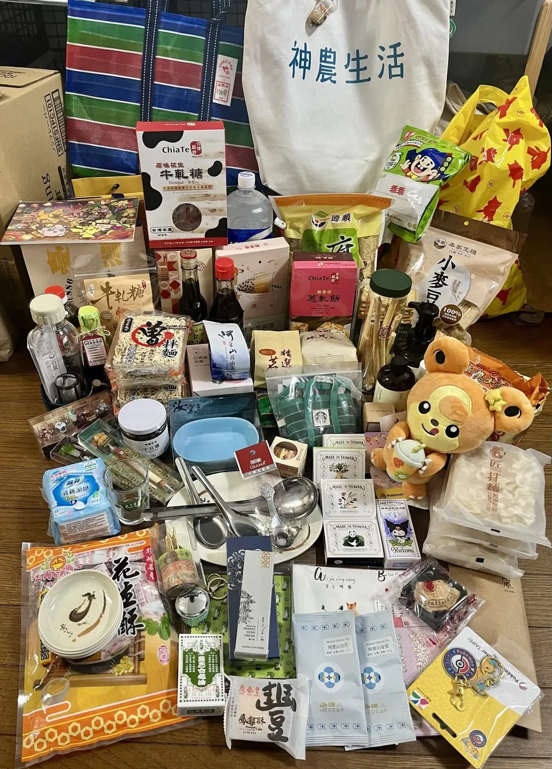 一名日本女性遊客近期造訪台灣後，分享她從台灣帶回的「戰利品」照片，引發網友熱烈討論。（圖／翻攝＠minuitsama threads）