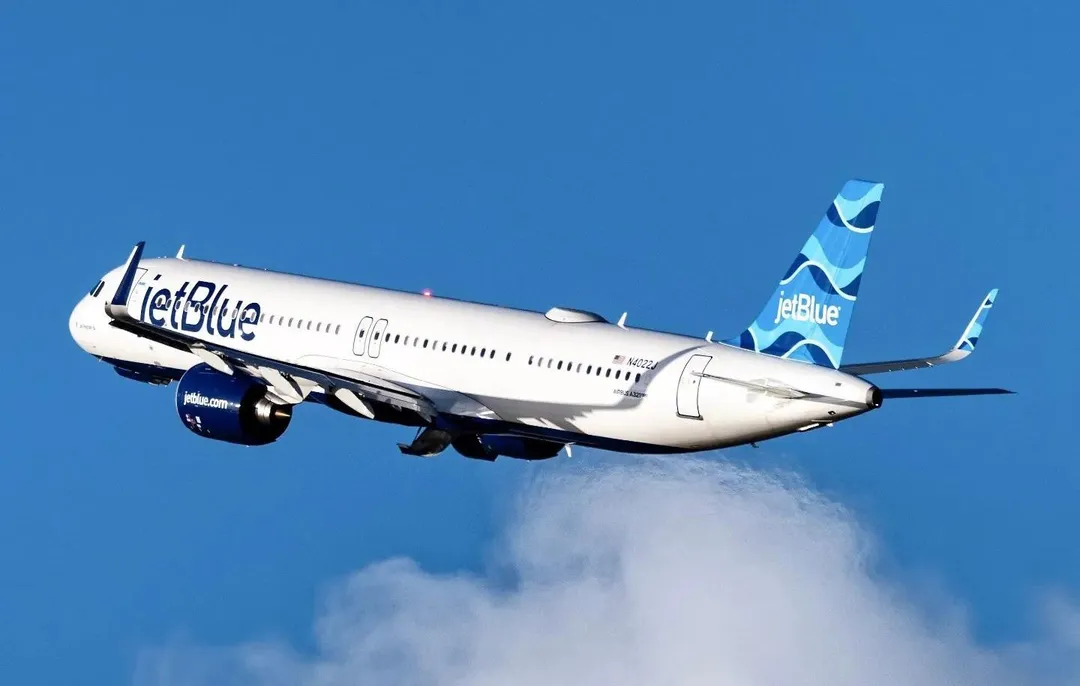 捷藍航空傳出飛安事故。(圖/翻攝「JetBlue」臉書)