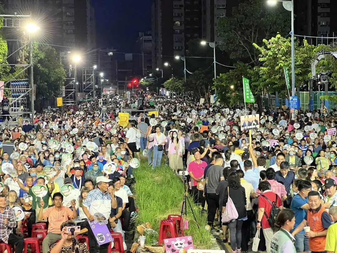 林岱樺在岡山舉辦造勢，現場湧入大批支持者。（圖／翻攝林岱樺臉書）
