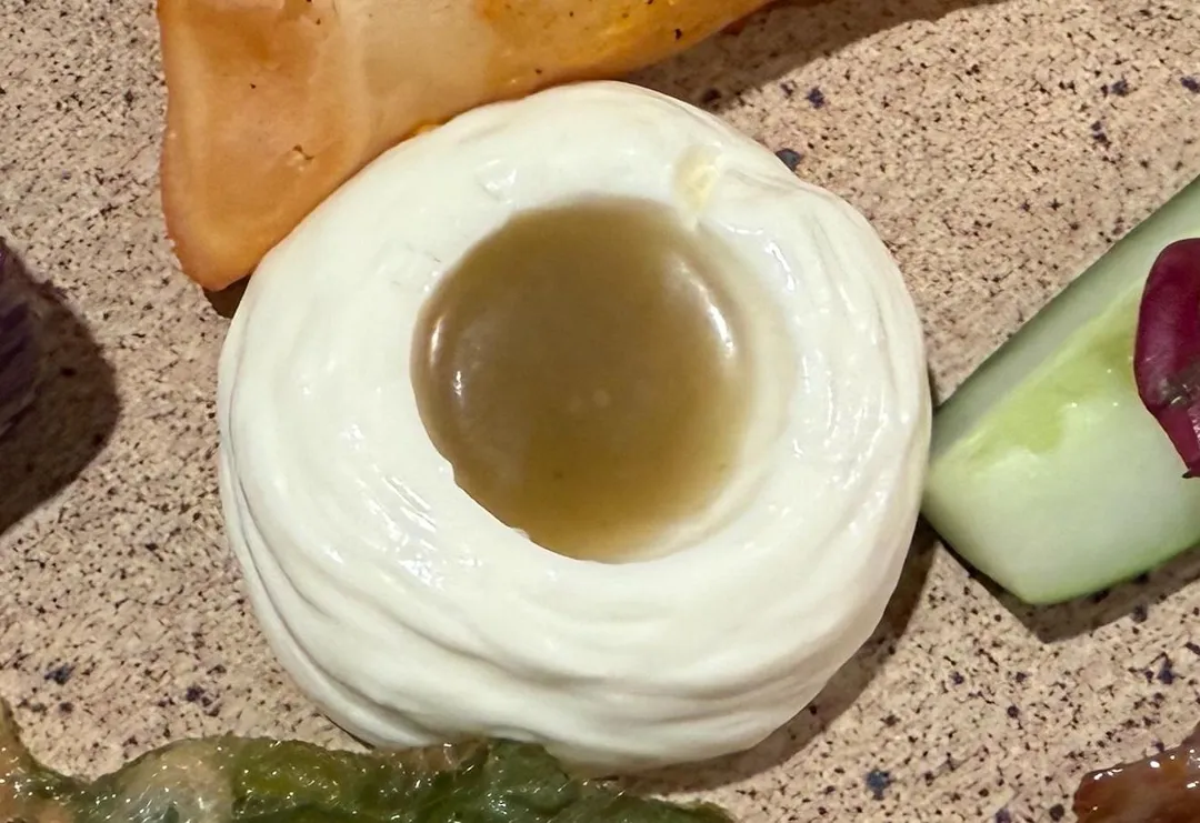 Creme起司漬梅醬詮釋發酵新滋味。（圖／黃宏輝提供）