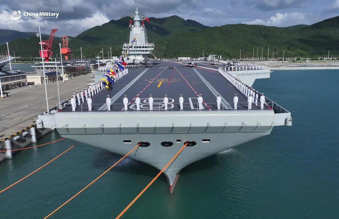 未來隨福建號形成戰力,台灣將兩面受敵。(圖/中國軍網)
