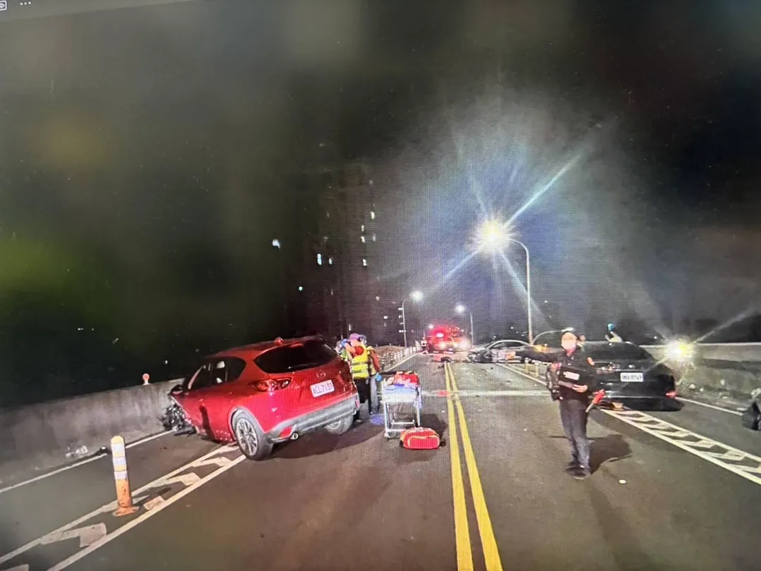 22歲徐男稱恍神導致車輛偏離車道釀禍。（圖／警方提供）