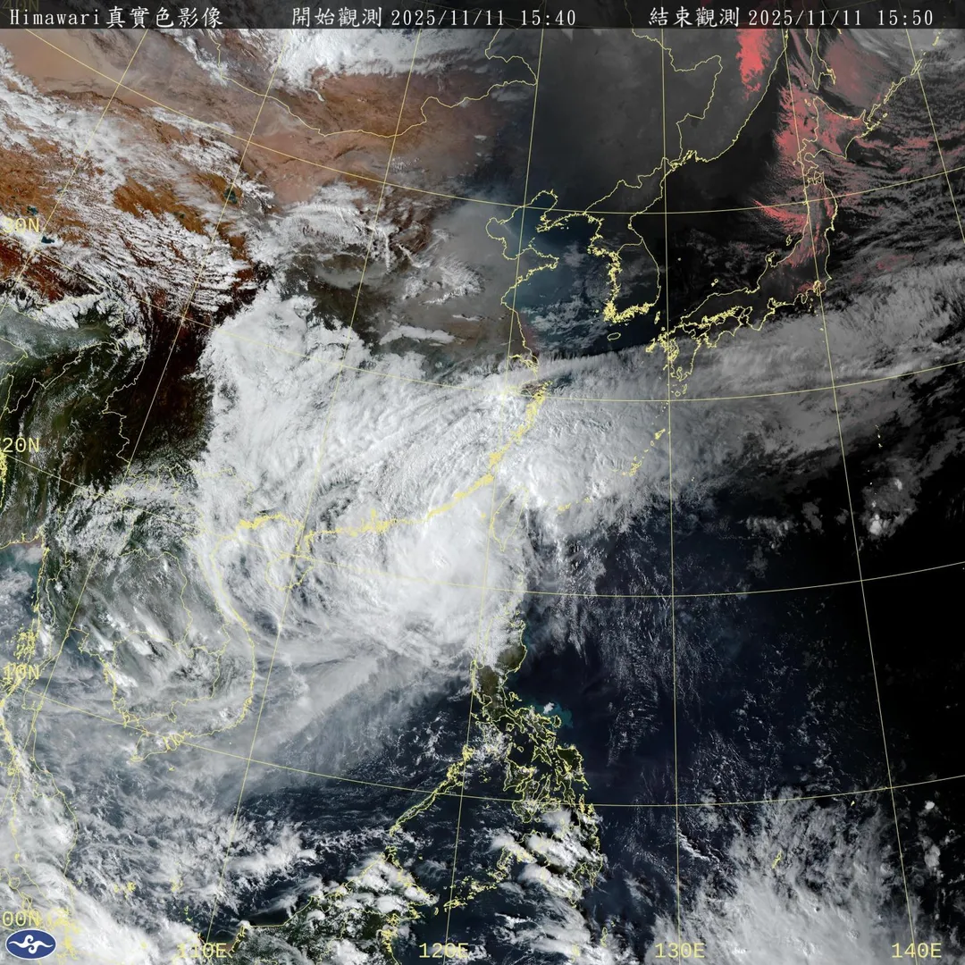 根據氣象署氣象資料顯示，12日上午將有10個縣市的風力或雨量達到停班停課的標準。（圖／氣象署）