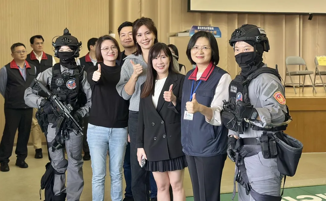北市議會多名議員到場考察。（圖／翻攝畫面）