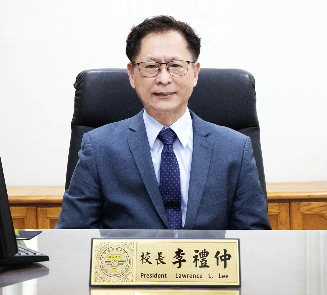 中油三接案疑浮報百億且頻傳工安死亡事故,中華科大校長李禮仲投書,批全案凸顯行政監督與採購程序失靈,折射出國家法治精神崩解。(圖/中華科大官網)