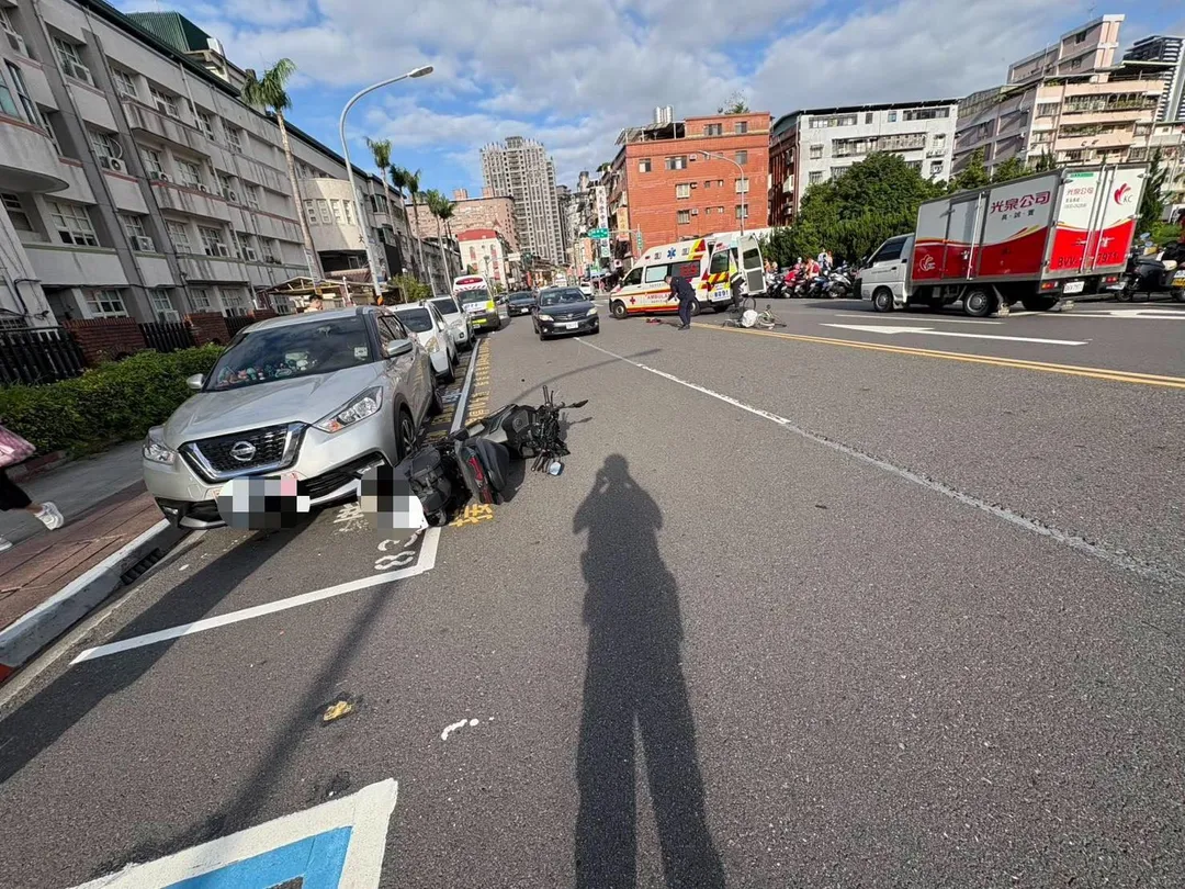 新店大豐國小附近發生一起死亡車禍。(圖/警方提供)